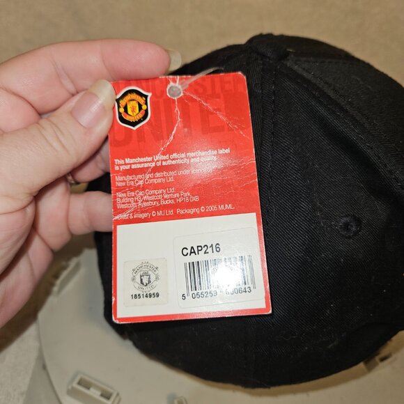 Manchester United New Era Hat Cap ~ 2005 ~ Black and Purple ~ NWT - Picture 6 of 8